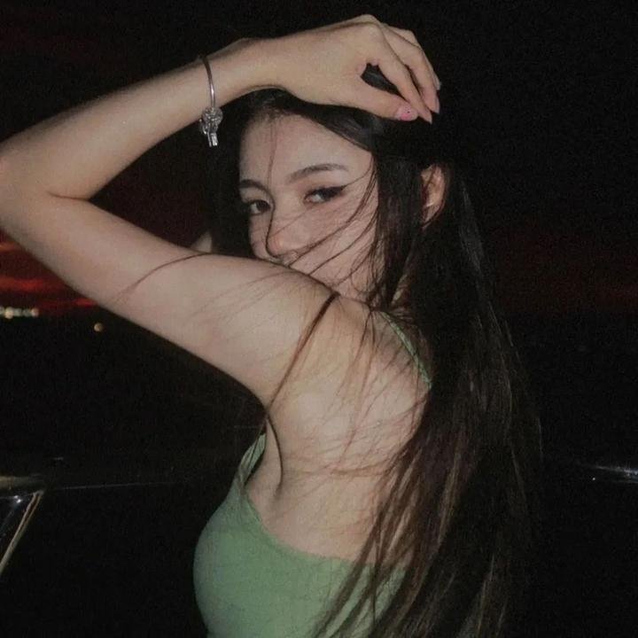 群蛇出洞